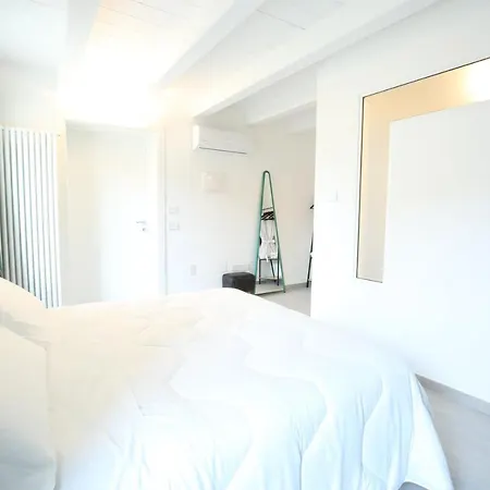 Agatopisto Animo Salmastro