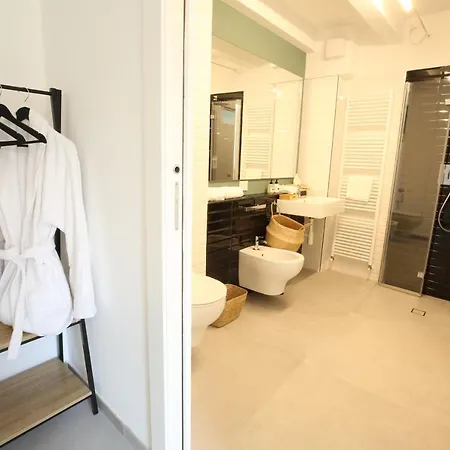 Oda ve Kahvaltı Agatopisto Animo Salmastro 3*