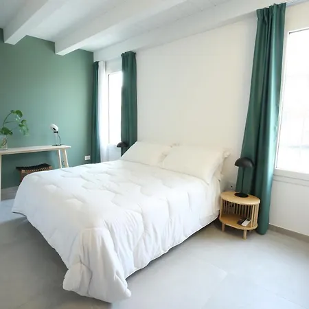 Agatopisto Animo Salmastro Oda ve Kahvaltı 3*